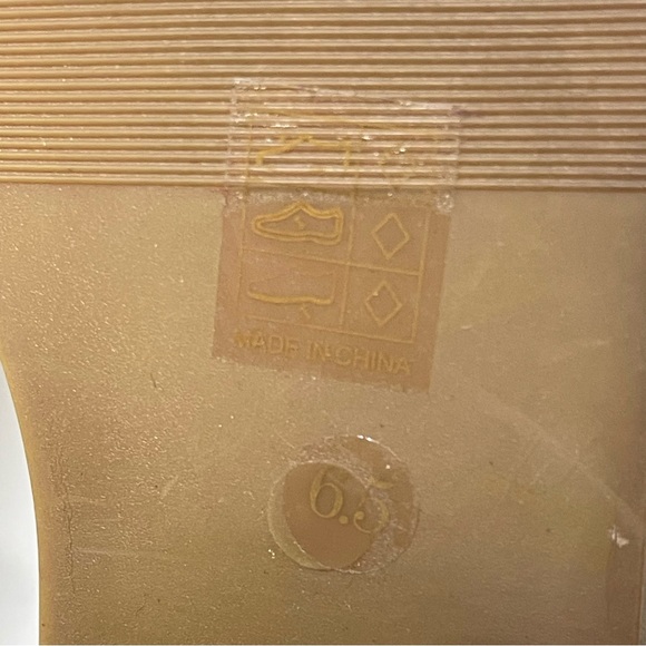 Vintage Havana Nude Sandals Size 6.5 - Picture 8 of 8